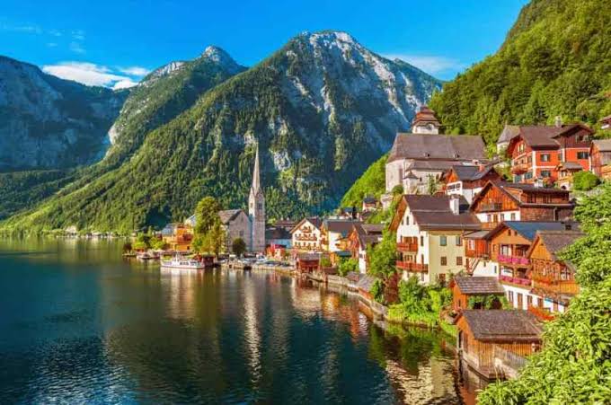 Austria β photo 1
